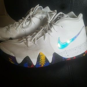 Kyrie 4 NCAA march madness